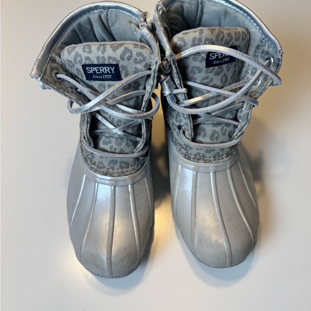 Sperry Kids' Gray Duck Boots Size 12